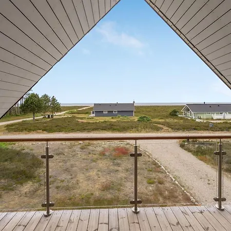 Alf - 200m From The Sea By Interhome *