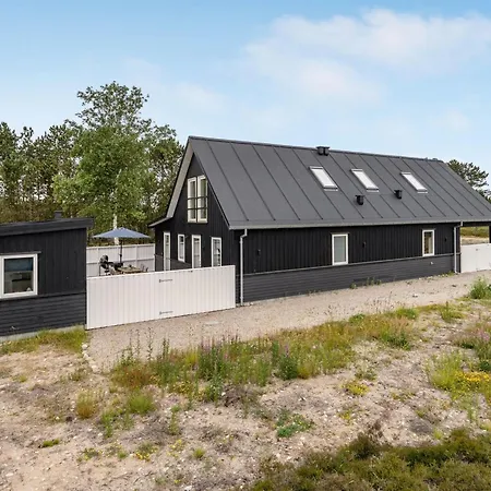 Alf - 200m From The Sea By Interhome *