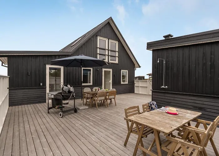 Alf - 200m From The Sea By Interhome